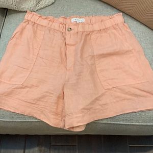 Lou and gray peach colored linen shorts size large